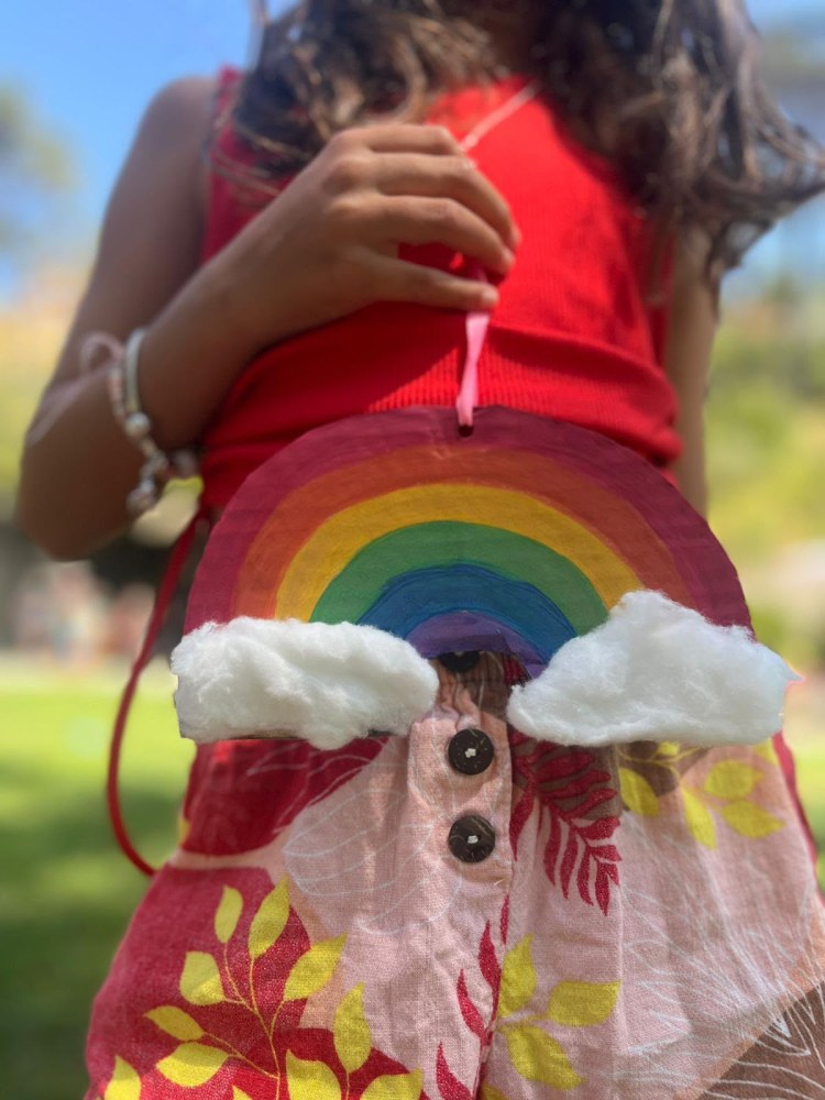 Crianças a realizar atividades outdoor durante o Summer Camp em Cascais